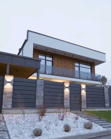 Продажа дома с новым ремонтом  Ходосовка - фото 1