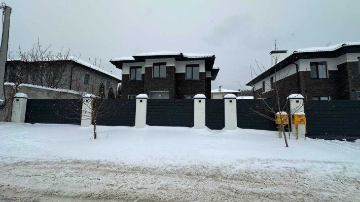 Новий будинок у закритому котеджному містечку - фото 1