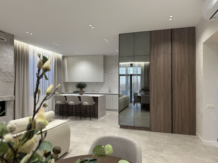 Продаж РОЗКІШНОГО будинку з ремонтом! 8 соток! - фото 1