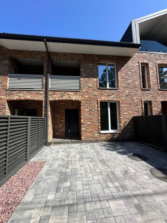 Таунхаус Стоянка. 116м2 + мансарда 40м2 - фото 1