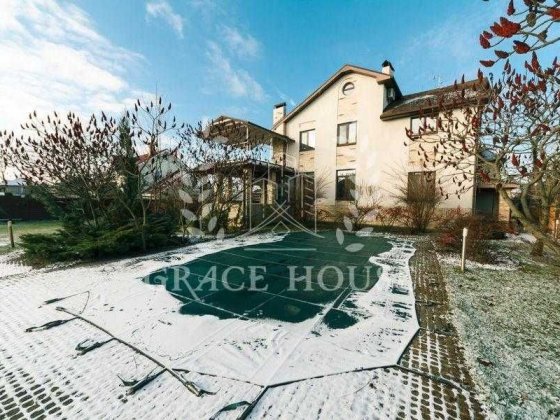 Продаж будинку з басейном та підвалом Віта-Поштова  15 соток газ Вита-Почтовая