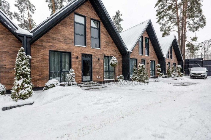 Продаж стильних таунхаусів з ремонтом у с. Віта Поштова - фото 1