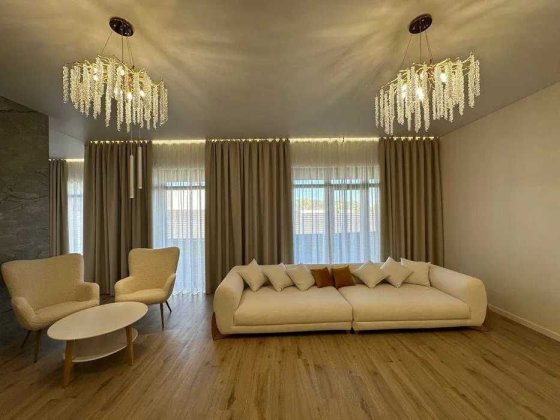 Продаж КОТЕДЖУ 165м2, 8 соток в Стоянці, закрите КМ, ремонт - 430000 Стоянка