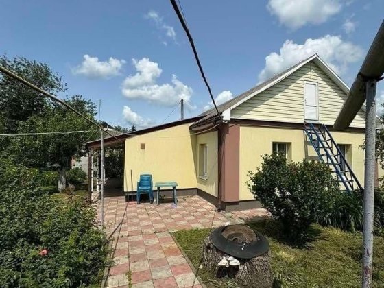 Продаж будинку м.Узин Узин