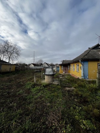 Продаю будинок в м. Миронівка , вул. Захарченка ..100км від Києва. - фото 1