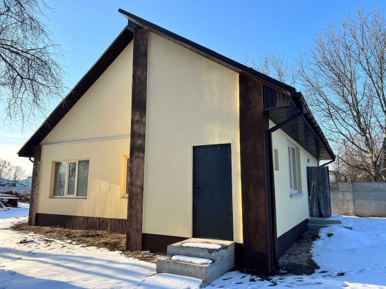 Продаж будинок на 17сотках, 4 кімнати. Мінімальне оформлення Бородянка