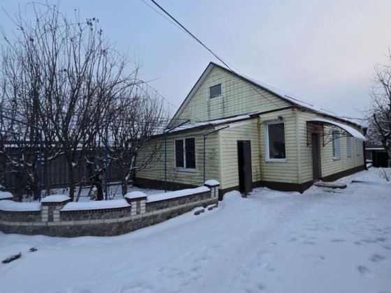 Продаж будинку в центрі Рокитне Рокитне