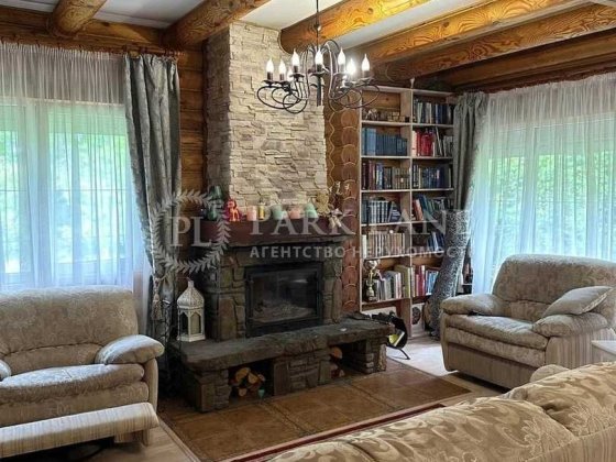 Двоповерховий будинок у смт. Глеваха з ремонтом 160м2 газ 14сот Глеваха