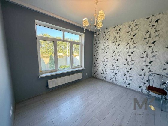 Витончений будинок в Макарові Макарів