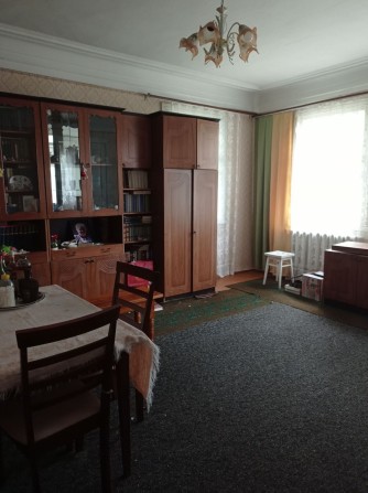 Клавдієво-продам міцний дерев'яний будинок  біля лісу - фото 1