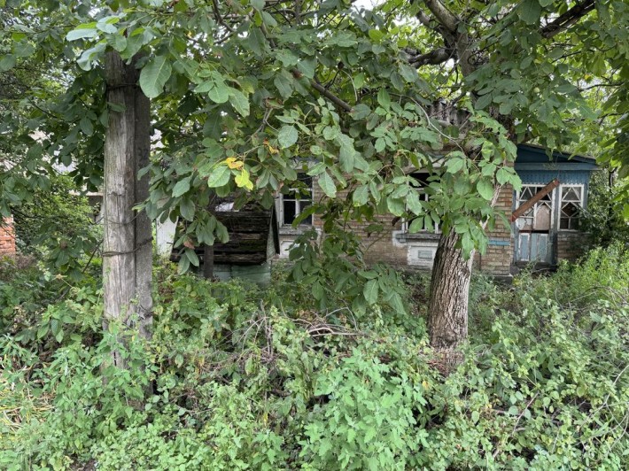 Будинок під знос,земельна ділянка 13 соток.Від Києва 45 км. - фото 1