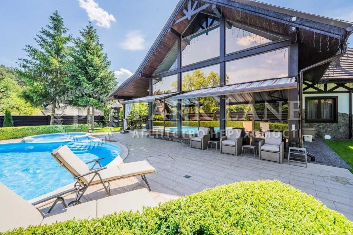 Продаж будинку в КМ Козирна Карта, Березівка, Стоянка, Мила, басейн - фото 1