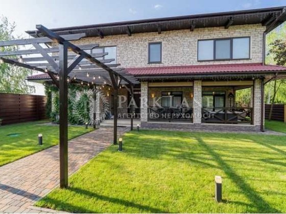 Березівка. КМ Козирна Карта. Будинок з дуже гарним ремонтом. Березівка