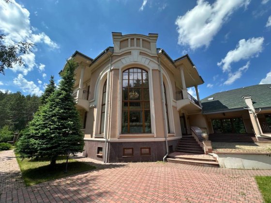 Шикарний будинок 350м2 на ділянці 36сот,Блиставиця,Газ,Без комісії% Блиставица