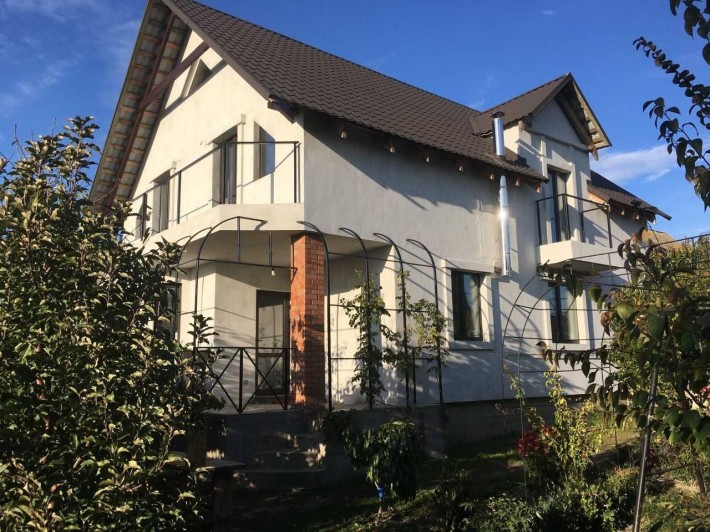 Продаж будинку Блиставиця (центр) Частковий ремонт . Без комісії - фото 1