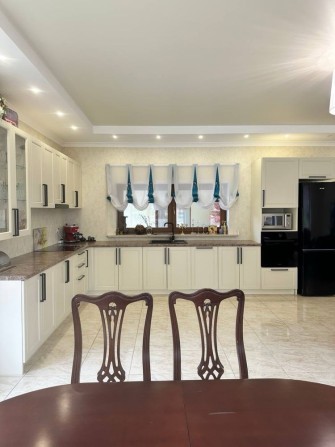 Продаж будинку з ремонтом у Блиставиці, 6 соток, гараж, закрите км - фото 1