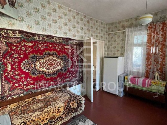 Продаж будинку в центрі Блиставиці, з великою земельною ділянкою Блиставица