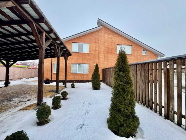 БУДИНОК 300 кв.м для 2-х РОДИН на 15 сотках в самому ЦЕНТРІ 10 км Київ - фото 1