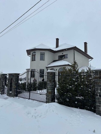 Продам сказочный домик на лужайке в селе Богдановка (Броварской р-н) - фото 1