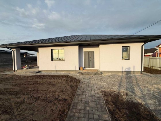 Окремий будинок в шикарному тихому місці. Київ 25км Поряд озеро, ліс. Богданівка