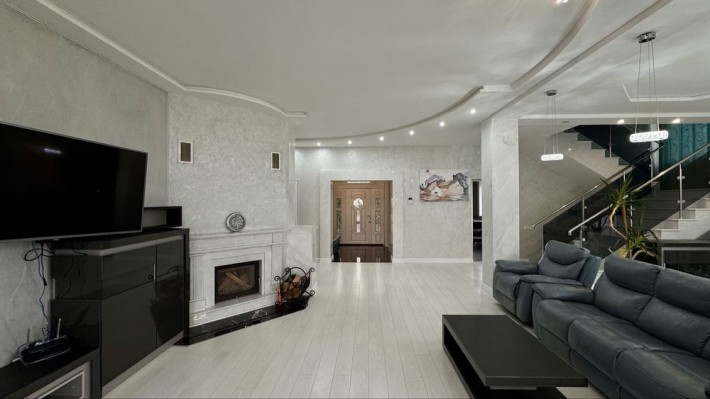 Продажа дома с бомбоубежищем в Белогородке! Все виды отопления! Без % - фото 1