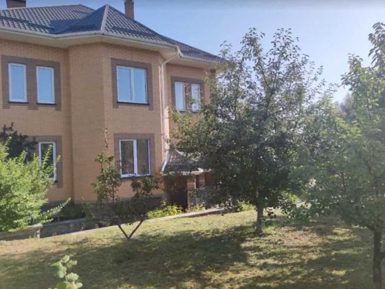 Затишний будинок з басейном на зем.ділянці 24 сотки, с. Горбовичі Горбовичи