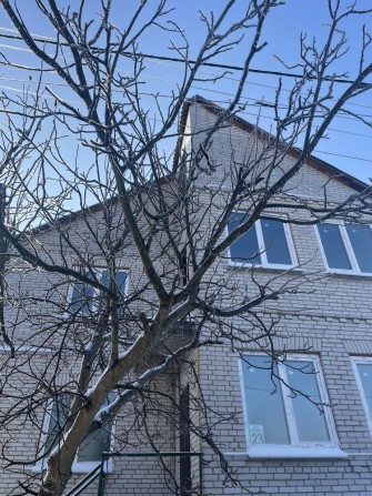 Продаж великого будинку 280 м2, 9 сот під  ремонт на межі з Києвом,газ - фото 1