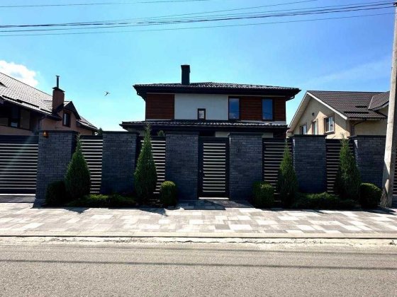 Продаж нового будинку з ремонтом та басейном с. Гора! Київ 10 хвилин Кедина Гора