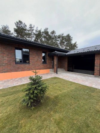 Продаж будинку в Білогородці. Цоколь під всією площею будинку. - фото 1