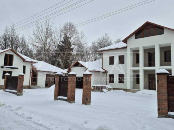 Супер ціна! Продаж будинку з критим басейном КМ Парк Хаус/Гора Кедина Гора