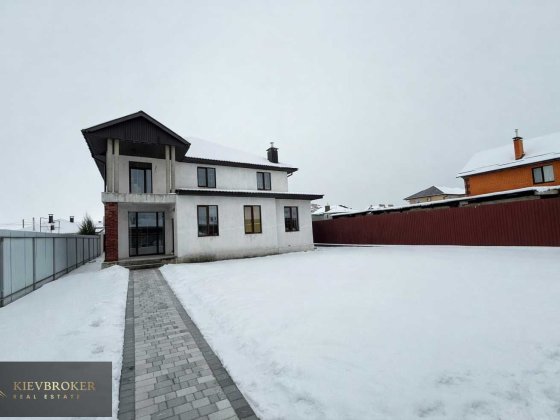 Продам будинок з ремонтом селище Гора 7 хвил від Києва