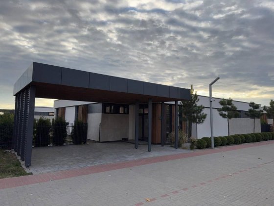 Будинок (без%) 199м² та 9 соток  у закритому котеджному містечку Кедина Гора