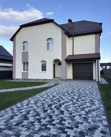 Продаж Нового 2-х поверхового Будинку 220 кв. м , 10 сот с. Гора - фото 1