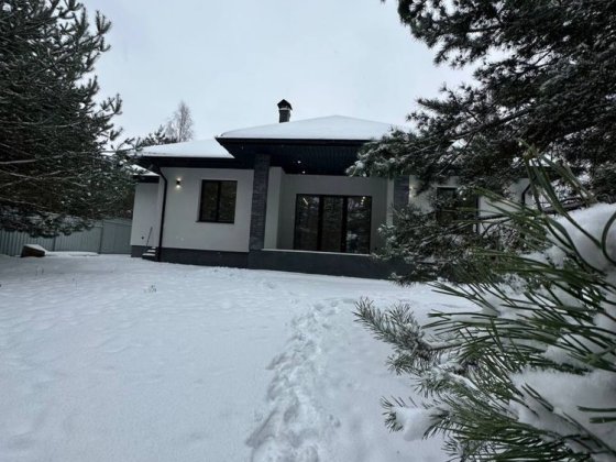 Будинок 15 хв від Києва з Ремонтом на 14 сотках землі. Дмитрівка