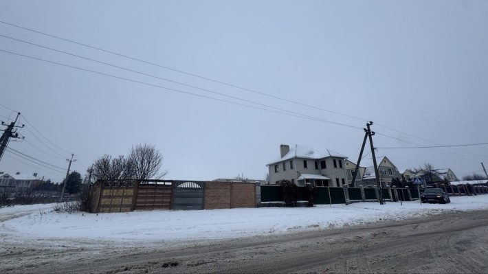 Продам Будинок з гарною квадратною ділянкою - фото 1