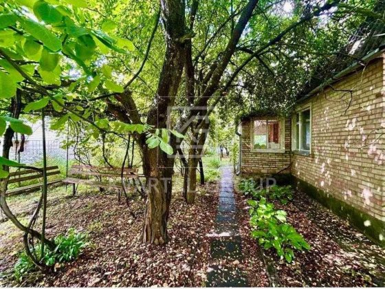 Чудова дача під ремонт в затишному місці Забучье