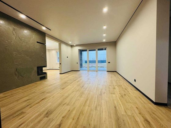 Терміново!!! БЕЗ КОМІСІЇ, будинок з новим РЕМОНТОМ, Дмитрівка Дмитрівка