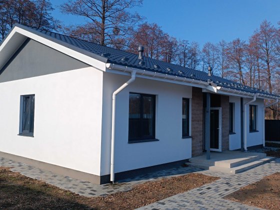 Продаж будинку 102 м2 в центрі с. Зазим'я. (без %) Бров. р-н (Є-Оселя) Зазим'я