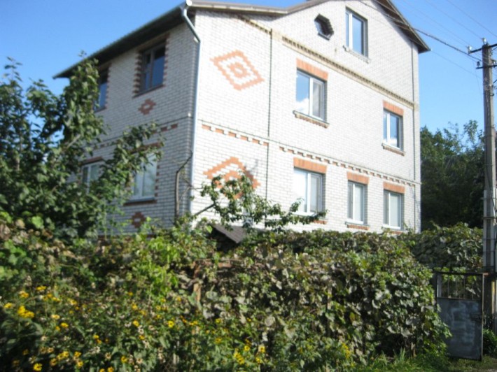 Продається дачний комплекс в Броварському р-ні, в Зазим'ї на Десні. - фото 1