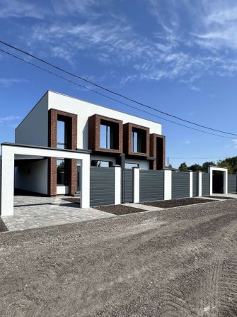 Продаж Дуплекса в с.Зазимье . - фото 1