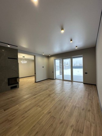 Будинок 125 м² з терасою, ділянка 11 соток, Дмитрівка - фото 1