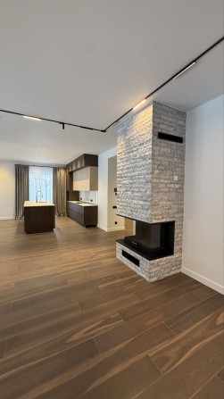 Одноповерховий будинок 175 м², 10 соток, комбіноване опалення. Ліс - фото 1