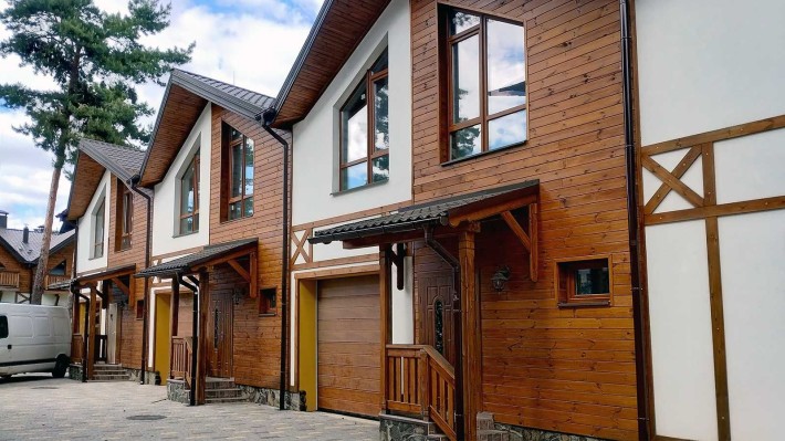 Таунхауси - сосновий ліс, газ, відмінна інфраструктура, закритий ЖК - фото 1