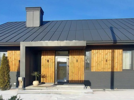 Стильний цегляний будинок з ремонтом. Иванковичи