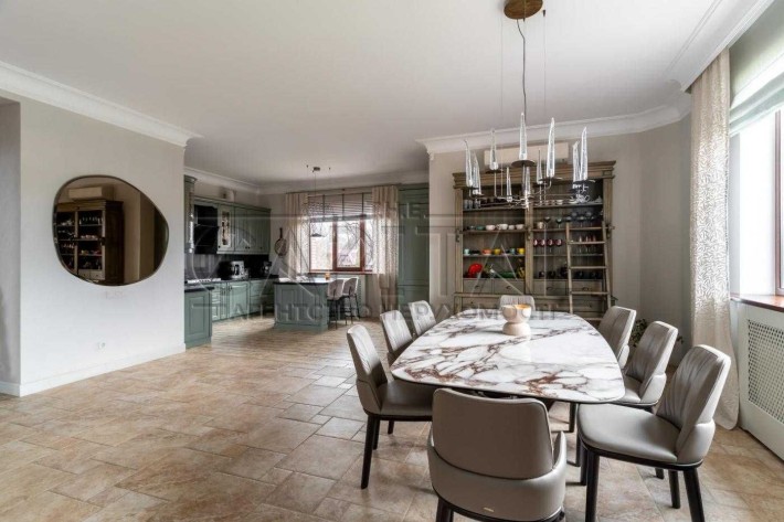 АВТОНОМНИЙ ЕКСКЛЮЗИВНИЙ Будинок 560м2 24 сотки в Зазимї власне озеро - фото 1