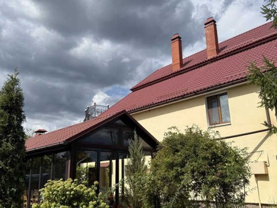 Будинок з цегли Княжичі