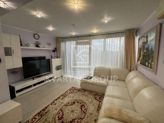 Будинок з ремонтом та меблями Колонщина