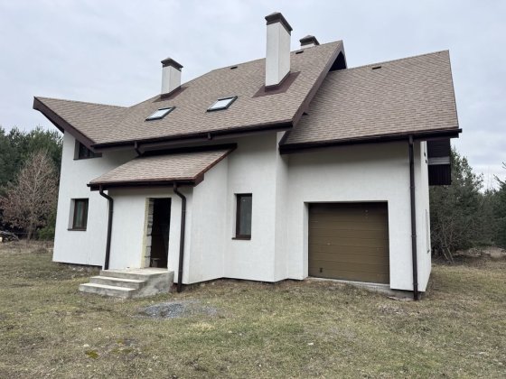 Котедж Лелечий Хутір з гаражем. Колонщина