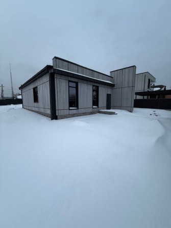 Сучасний Hi-tech будинок 136 м² у с. Іванковичі 8 соток - фото 1