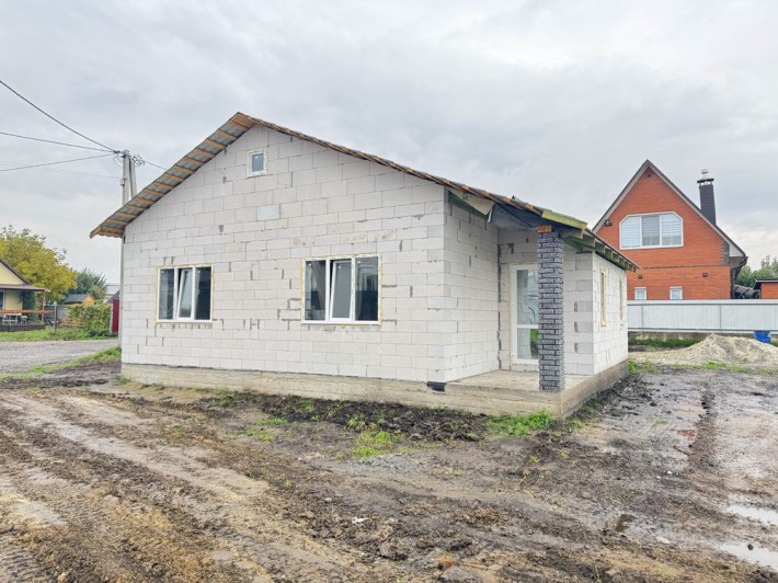 Продаж БУДИНОК  / ДІМ у Борисполі, вул. Бежівка 2км ЦЕНТР - фото 1